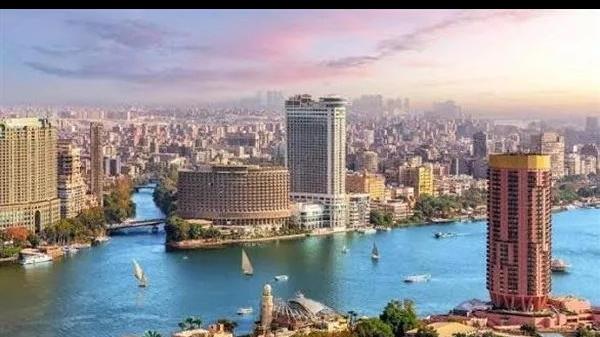 دليل قطاع السياحة والضيافة في مصر: تعزيز تجارب الزوار ورفع كفاءة البنية التحتية الفندقية [2026]