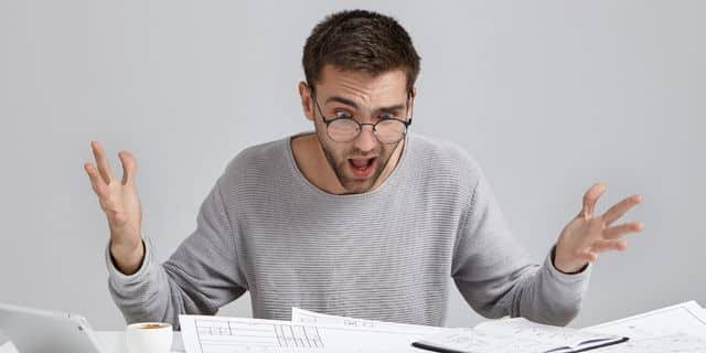 أخطاء شائعة يقع فيها أصحاب الأعمال عند تسجيل أنشطتهم في الإنترنت